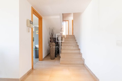 Villa de 6 dormitorios en venta en Castelldefels, Barcelona, Cataluña, Spain № 4288 - foto 26