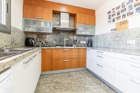 Villa de 6 dormitorios en venta en Castelldefels, Barcelona, Cataluña, Spain № 4288 - foto 10