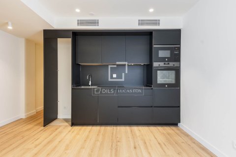 2 bedrooms apartment for sale in Barcelona, Catalonia, Spain № 4289 - photo 16