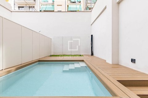 2 bedrooms apartment for sale in Barcelona, Catalonia, Spain № 4289 - photo 6