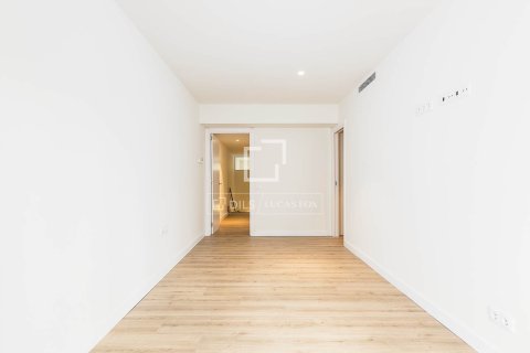 2 bedrooms apartment for sale in Barcelona, Catalonia, Spain № 4289 - photo 25