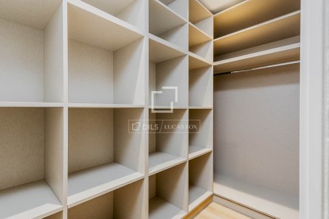 Apartamento de 2 dormitorios en venta en Barcelona, Cataluña, Spain № 4290 - foto 22