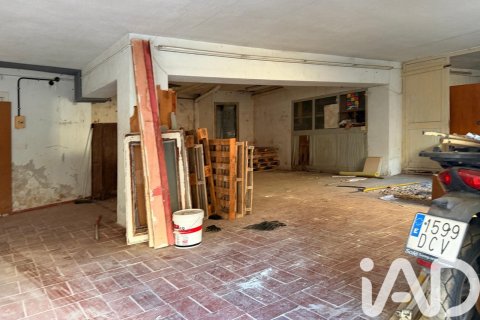 Propiedad comercial de 902 m² en venta en Canet de Mar, Barcelona, Cataluña, Spain № 4679 - foto 3