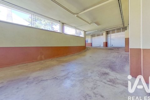 Сasa de 5 dormitorios en venta en Salou, Tarragona, Cataluña, Spain № 4673 - foto 27