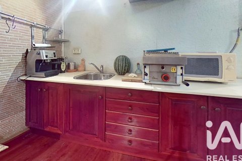 Сasa de 5 dormitorios en venta en Salou, Tarragona, Cataluña, Spain № 4673 - foto 30