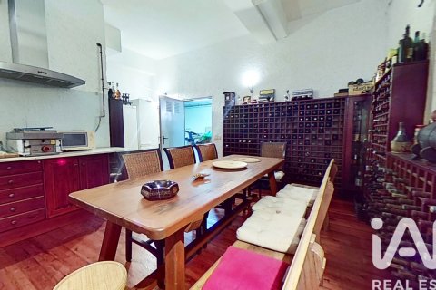 Сasa de 5 dormitorios en venta en Salou, Tarragona, Cataluña, Spain № 4673 - foto 25