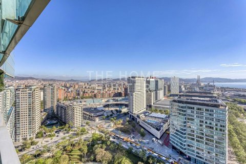 Apartamento de 3 dormitorios en venta en Sant Martí, Barcelona, Cataluña, Spain № 2270 - foto 15