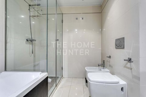 Apartamento de 3 dormitorios en venta en Sant Martí, Barcelona, Cataluña, Spain № 2270 - foto 24
