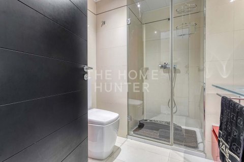 Apartamento de 3 dormitorios en venta en Sant Martí, Barcelona, Cataluña, Spain № 2270 - foto 26