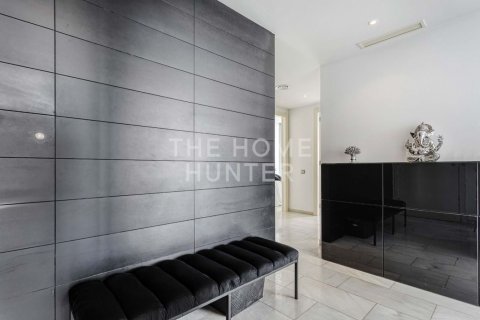 Apartamento de 3 dormitorios en venta en Sant Martí, Barcelona, Cataluña, Spain № 2270 - foto 28