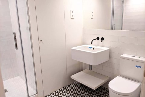 2 bedrooms apartment for sale in Ciutat Vella, Barcelona, Catalonia, Spain № 2272 - photo 13