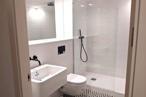 2 bedrooms apartment for sale in Ciutat Vella, Barcelona, Catalonia, Spain № 2272 - photo 14
