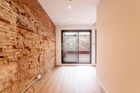 Apartamento de 1 dormitorio en venta en Badalona, Barcelona, Cataluña, Spain № 2274 - foto 3