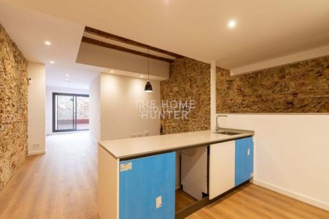 Apartamento de 1 dormitorio en venta en Badalona, Barcelona, Cataluña, Spain № 2274 - foto 17