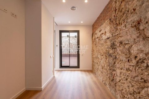 Apartamento de 1 dormitorio en venta en Badalona, Barcelona, Cataluña, Spain № 2274 - foto 10