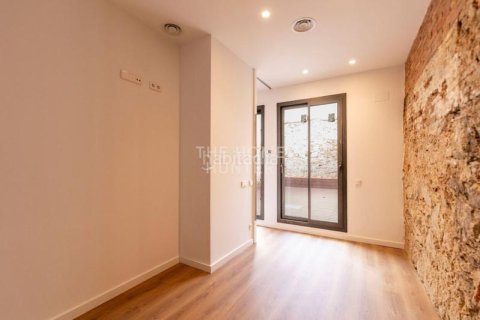 Apartamento de 1 dormitorio en venta en Badalona, Barcelona, Cataluña, Spain № 2274 - foto 11