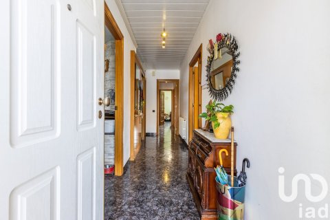 Сasa de 4 dormitorios en venta en Sentmenat, Barcelona, Cataluña, Spain № 7561 - foto 9