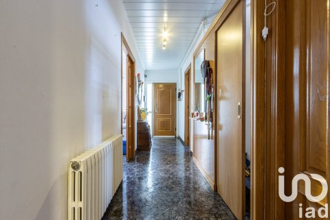 Сasa de 4 dormitorios en venta en Sentmenat, Barcelona, Cataluña, Spain № 7561 - foto 10