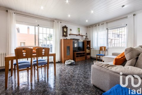 Сasa de 4 dormitorios en venta en Sentmenat, Barcelona, Cataluña, Spain № 7561 - foto 11
