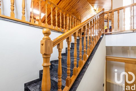 Сasa de 4 dormitorios en venta en Sentmenat, Barcelona, Cataluña, Spain № 7561 - foto 28
