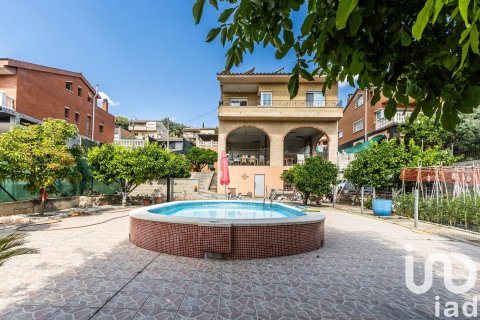Сasa de 4 dormitorios en venta en Sentmenat, Barcelona, Cataluña, Spain № 7561 - foto 2