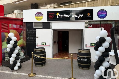 Propiedad comercial de 250 m² en venta en Salou, Tarragona, Cataluña, Spain № 7564 - foto 21