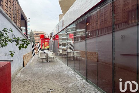 Propiedad comercial de 250 m² en venta en Salou, Tarragona, Cataluña, Spain № 7564 - foto 23