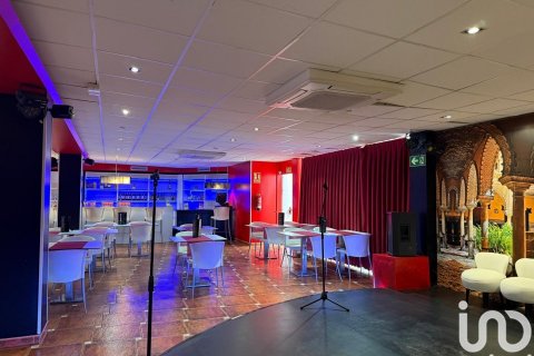 Propiedad comercial de 250 m² en venta en Salou, Tarragona, Cataluña, Spain № 7564 - foto 4