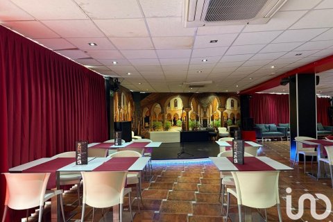 Propiedad comercial de 250 m² en venta en Salou, Tarragona, Cataluña, Spain № 7564