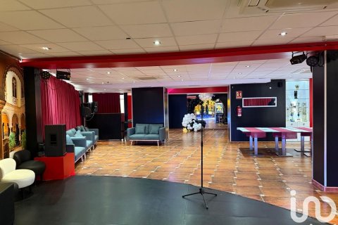Propiedad comercial de 250 m² en venta en Salou, Tarragona, Cataluña, Spain № 7564 - foto 9