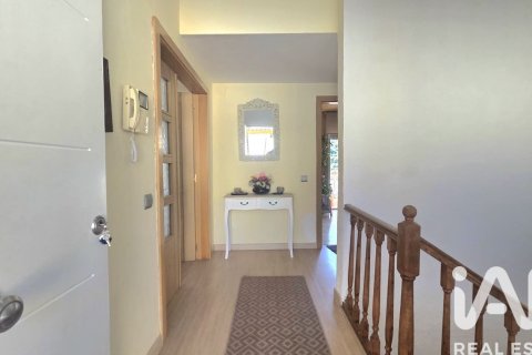 6 bedrooms house for sale in Calafell, Tarragona, Catalonia, Spain № 7562 - photo 8