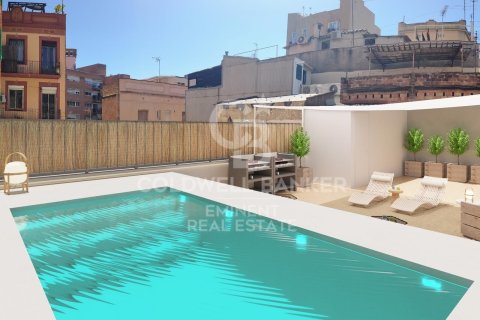 Dúplex de 3 dormitorios en venta en Barcelona, Cataluña, Spain № 5673 - foto 7