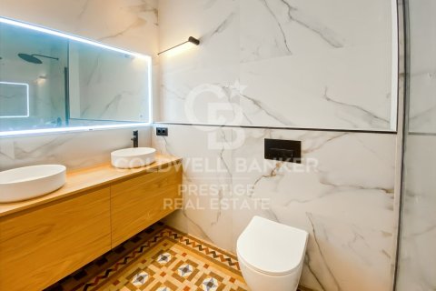 Купить квартиру в Барселона, Испания с 3 спальни, 154м², № 5672 - фото 7