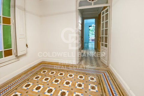 Купить квартиру в Барселона, Испания с 3 спальни, 154м², № 5672 - фото 12