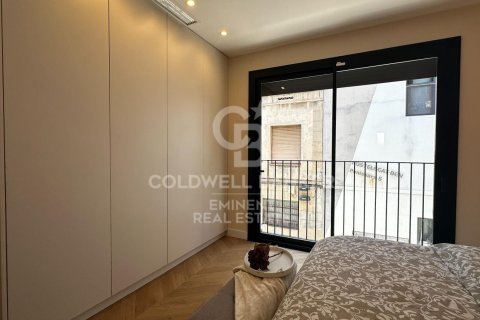 Apartamento de 2 dormitorios en venta en Barcelona, Cataluña, Spain № 5676 - foto 14