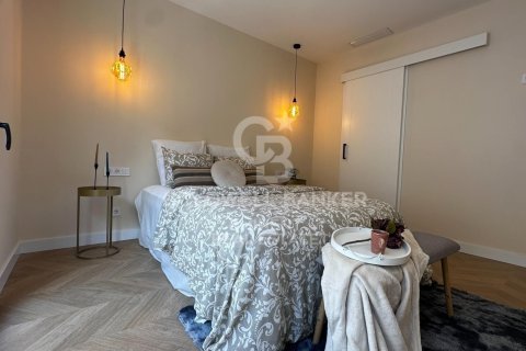 Apartamento de 2 dormitorios en venta en Barcelona, Cataluña, Spain № 5676 - foto 16