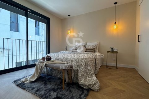 Apartamento de 2 dormitorios en venta en Barcelona, Cataluña, Spain № 5676 - foto 13