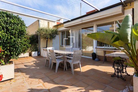Ático de 4 dormitorios en venta en Barcelona, Cataluña, Spain № 8481 - foto 8