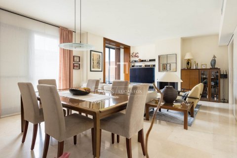Ático de 4 dormitorios en venta en Barcelona, Cataluña, Spain № 8481 - foto 19