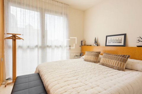 Ático de 4 dormitorios en venta en Barcelona, Cataluña, Spain № 8481 - foto 28