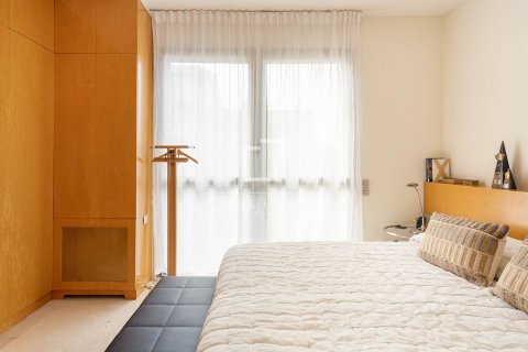 Ático de 4 dormitorios en venta en Barcelona, Cataluña, Spain № 8481 - foto 29