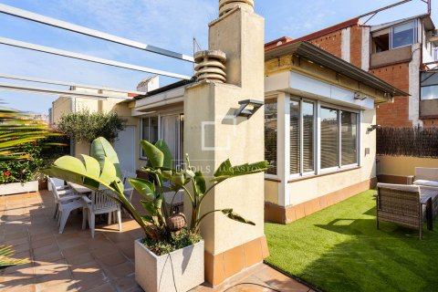 Ático de 4 dormitorios en venta en Barcelona, Cataluña, Spain № 8481 - foto 9