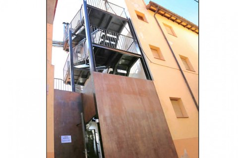 Propiedad comercial de 1288 m² en venta en Sant Hilari Sacalm, Gerona, Cataluña, Spain № 8475 - foto 26