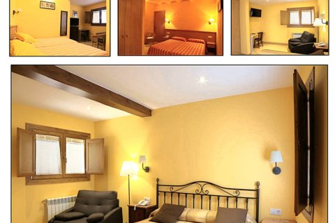 Propiedad comercial de 1288 m² en venta en Sant Hilari Sacalm, Gerona, Cataluña, Spain № 8475 - foto 7