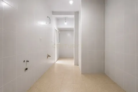 2 bedrooms apartment for sale in Barcelona, Catalonia, Spain № 8479 - photo 22