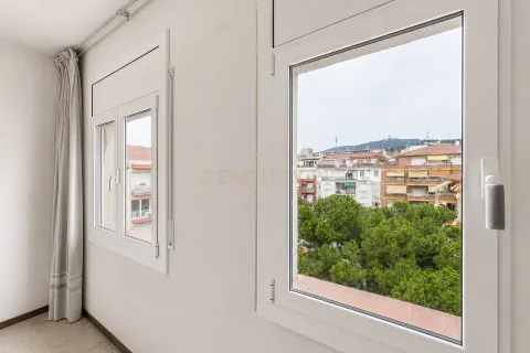 2 bedrooms apartment for sale in Barcelona, Catalonia, Spain № 8479 - photo 12