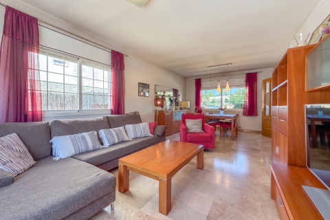 Сasa de 5 dormitorios en venta en Santa Eulalia De Roncana, Barcelona, Cataluña, Spain № 8476 - foto 15