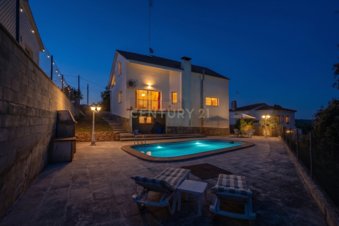 Сasa de 5 dormitorios en venta en Santa Eulalia De Roncana, Barcelona, Cataluña, Spain № 8476 - foto 6