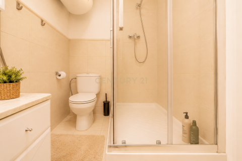 Apartamento de 4 dormitorios en venta en Barcelona, Cataluña, Spain № 8480 - foto 22