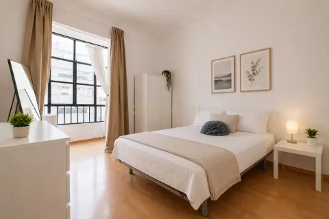 Apartamento de 4 dormitorios en venta en Barcelona, Cataluña, Spain № 8480 - foto 12